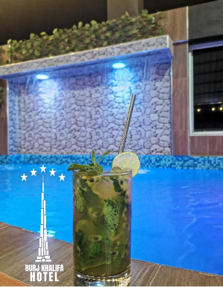Quillabamba Hotel Burj Khalifa מראה חיצוני תמונה